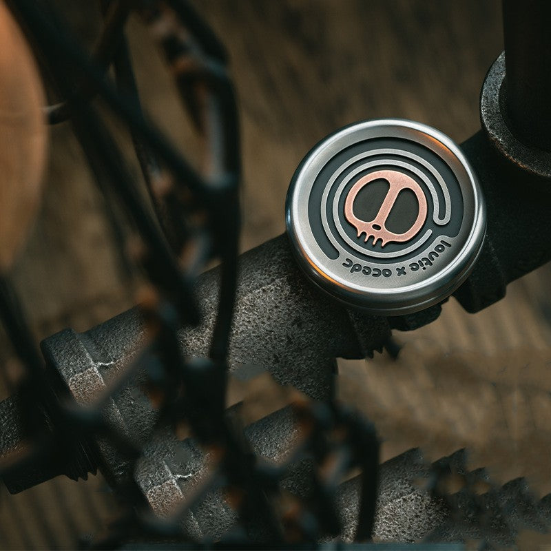 Black Gold Devil aluminum alloy Snap Coin