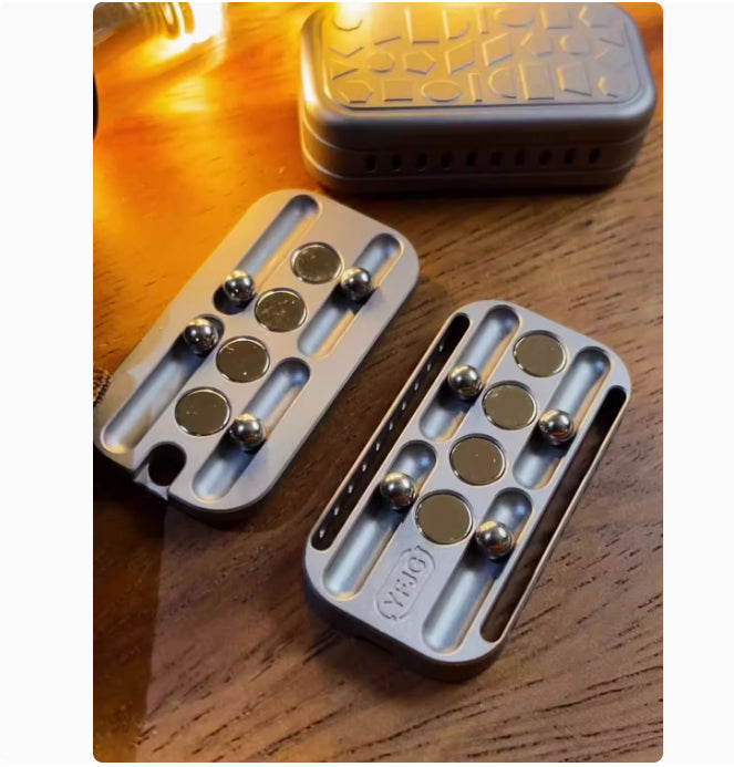 Ha Lu Player Titanium Alloy Magnetic Push Card