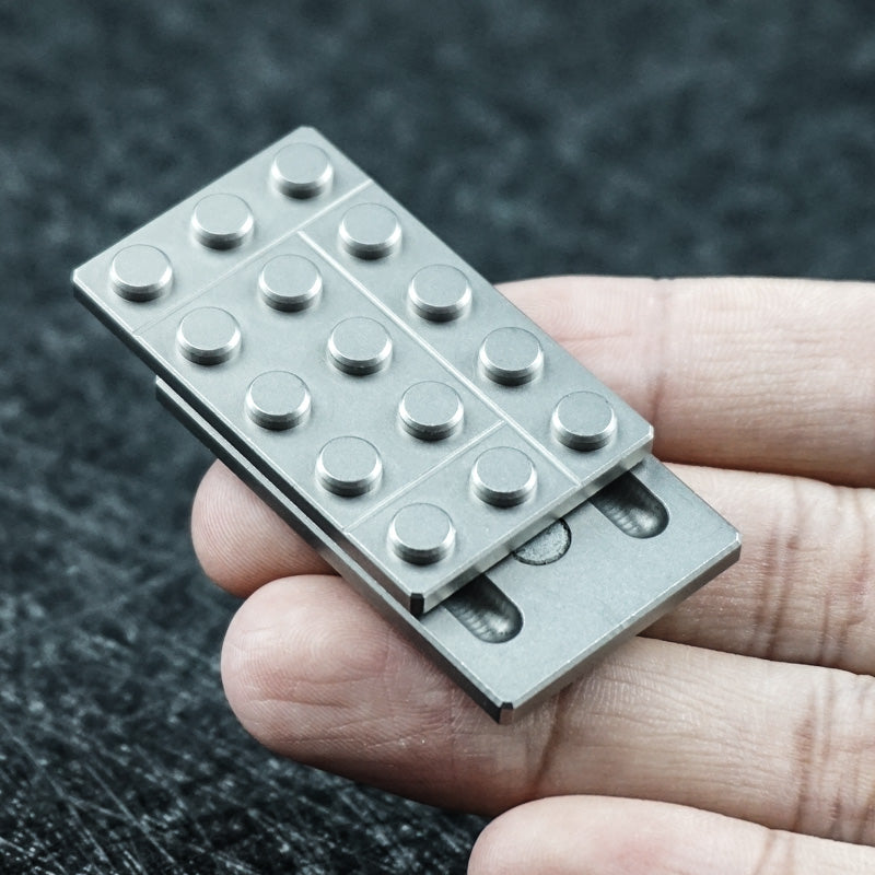 EDC Magnetic Metal Push Card