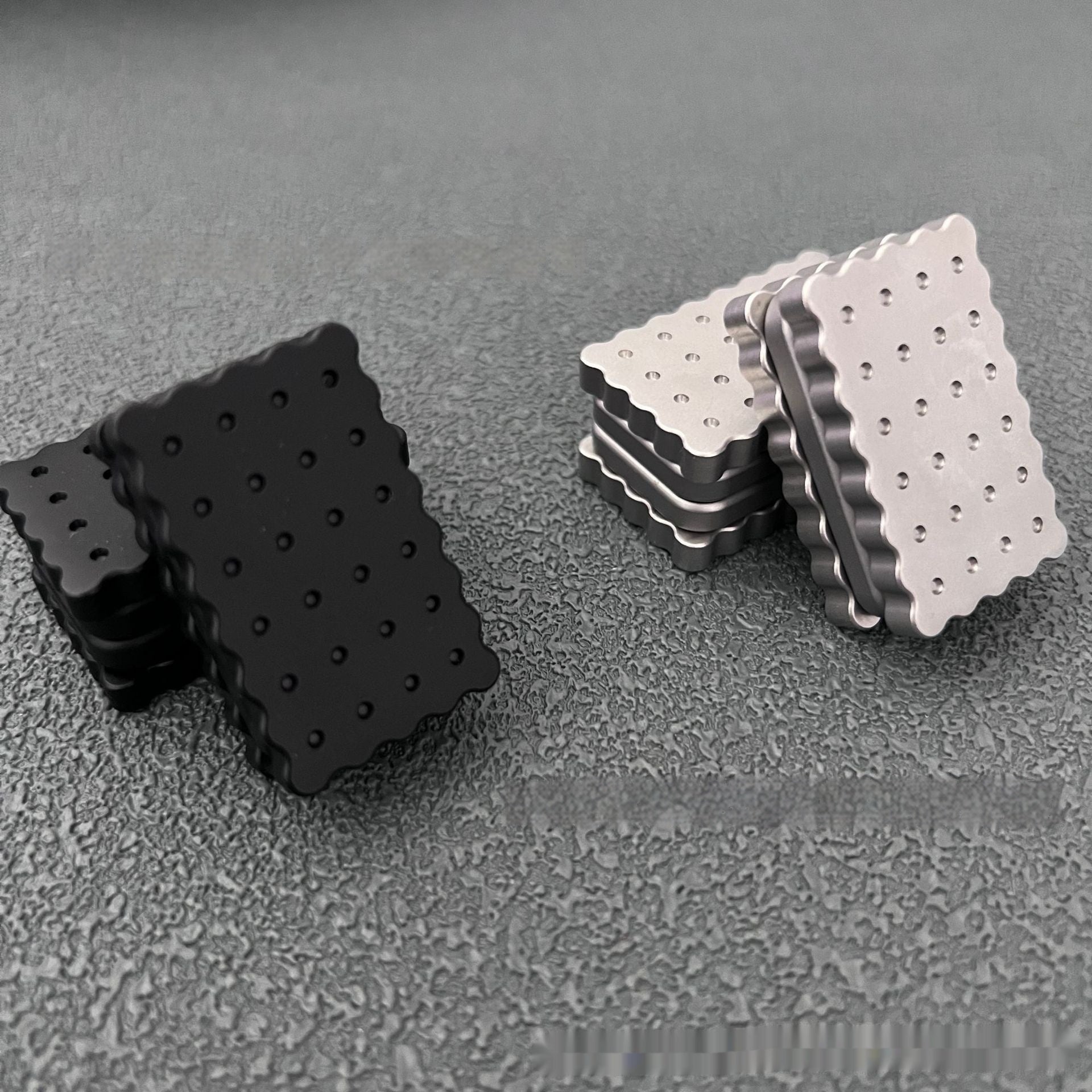 Biscuit 3-layer Rebound Edc